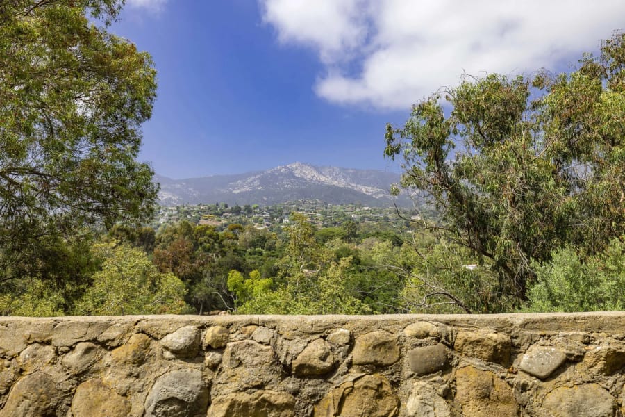 2300 Garden Street | Santa Barbara, CA | Luxury Real Estate | Concierge Auctions