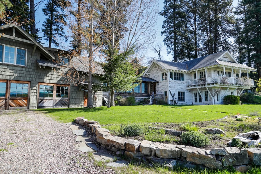 The Rookery | 240 Holt Drive | Flathead Lake, MT | Luxury Real Estate