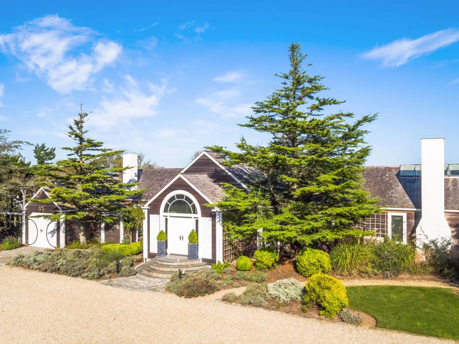 24 Almanack Pond Road | Nantucket, MA | Luxury Real Estate