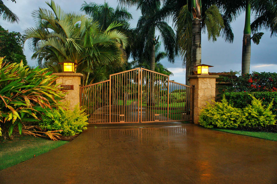 Secret Beach | North Shore, Kauai, HI | Luxury Real Estate