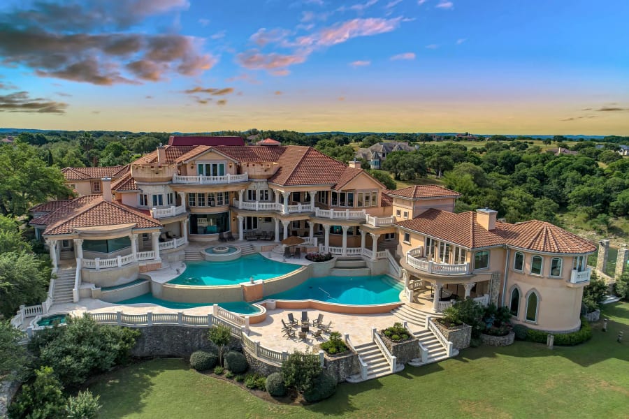 2924 Cliff Point | Near Austin, TX | Luxury Real Estate