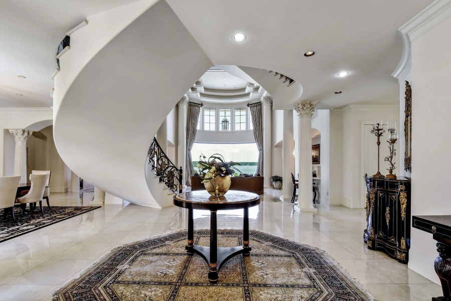 2924 Cliff Point | Near Austin, TX | Luxury Real Estate