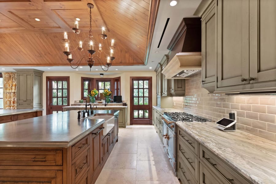 2930 Hurlingham Drive | Wellington, FL | Luxury Real Estate