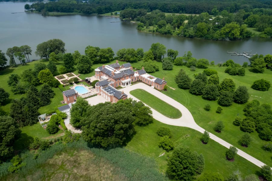 300 Wye Narrows Drive | Queenstown, Maryland | Luxury Real Estate