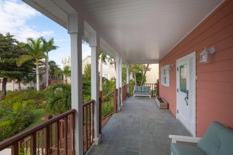 35 Shoreline | Freeport, Bahamas | Luxury Real Estate