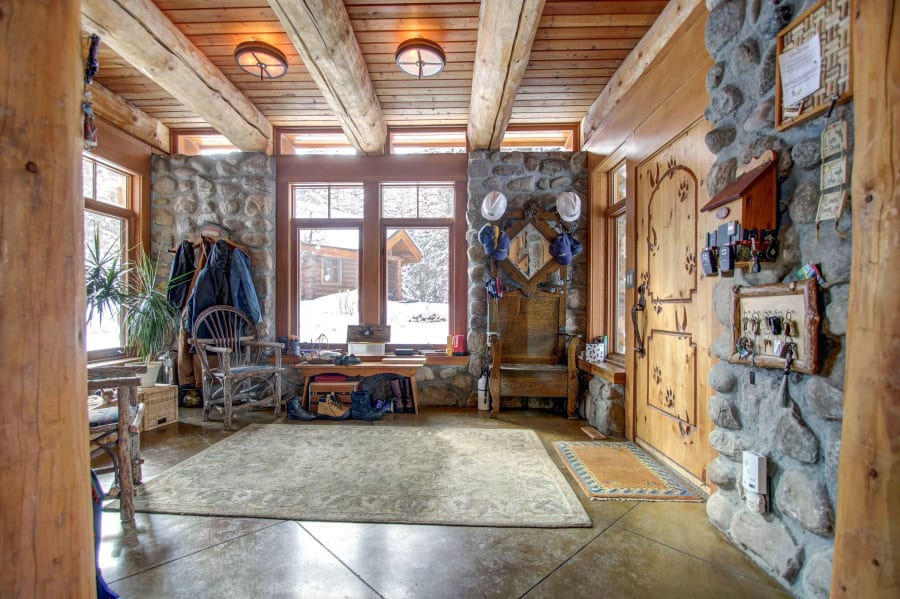 352248 Pine Ridge Road West | Rural Foothills M.D., Alberta, Canada | Luxury Real Estate