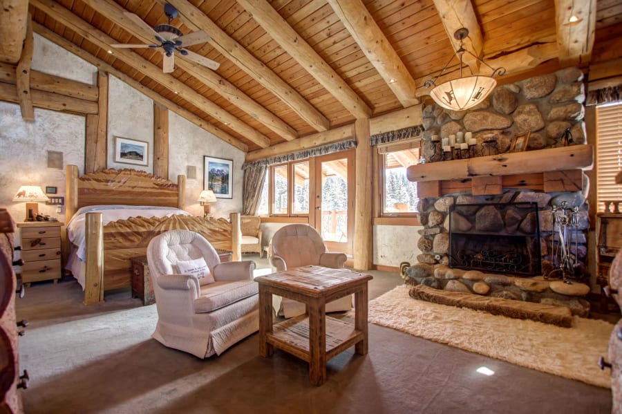 352248 Pine Ridge Road West | Rural Foothills M.D., Alberta, Canada | Luxury Real Estate