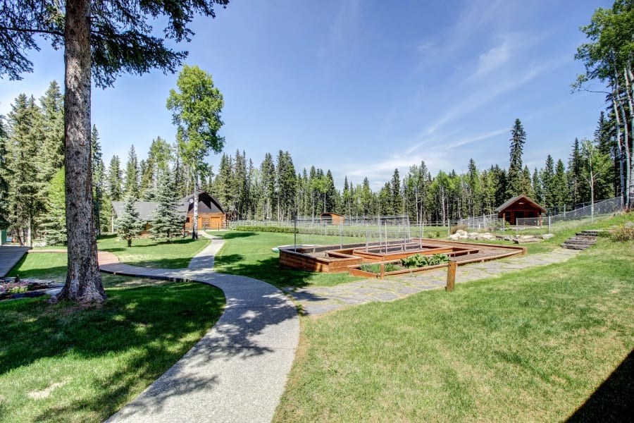 352248 Pine Ridge Road West | Rural Foothills M.D., Alberta, Canada | Luxury Real Estate