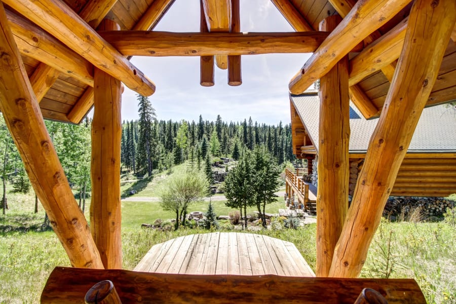 352248 Pine Ridge Road West | Rural Foothills M.D., Alberta, Canada | Luxury Real Estate