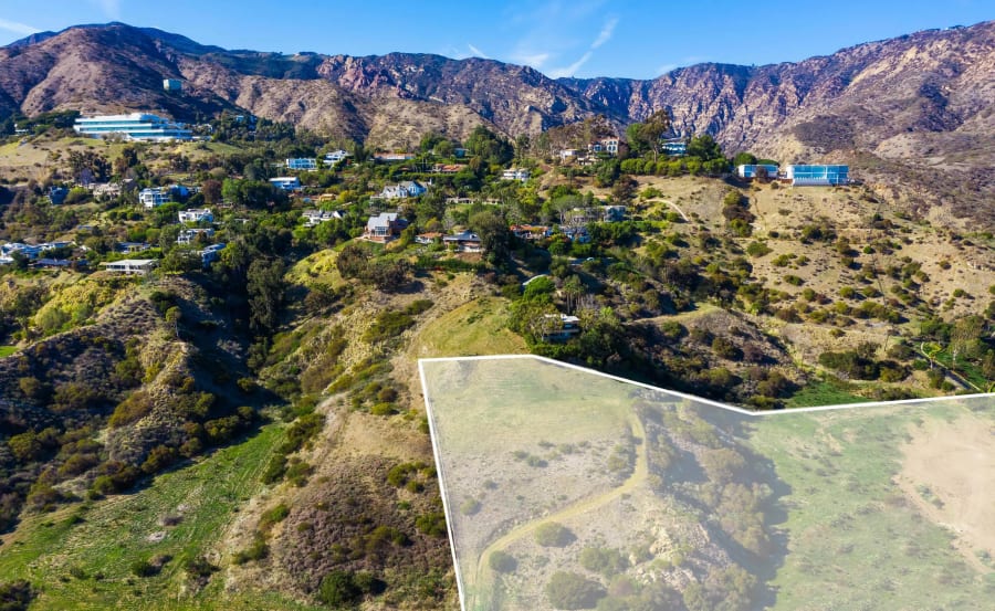 3700 La Paz | Malibu, California | Luxury Real Estate