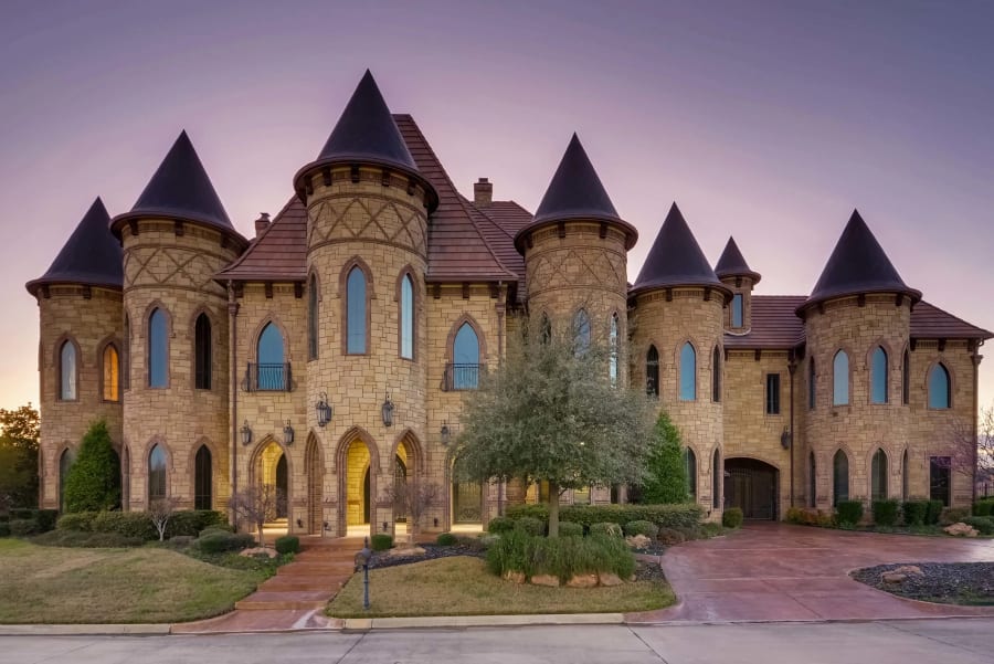 3716 North White Chapel Boulevard | Dallas/Fort Worth, Texas | Luxury Real Estate