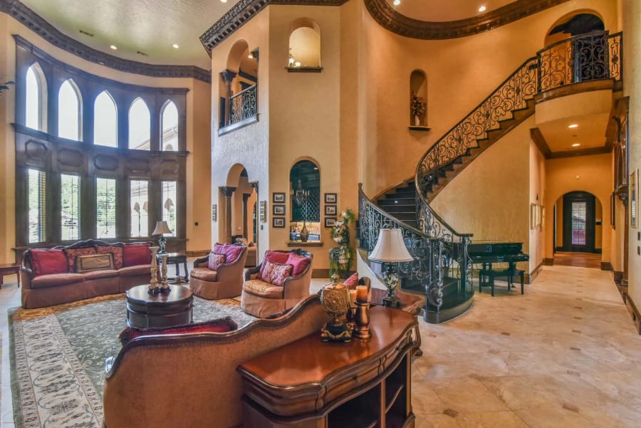 3716 North White Chapel Boulevard | Dallas/Fort Worth, Texas | Luxury Real Estate