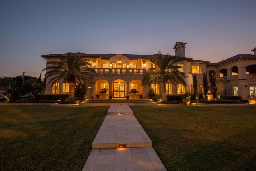 3825 Ocean Drive | Corpus Christi | Luxury Real Estate