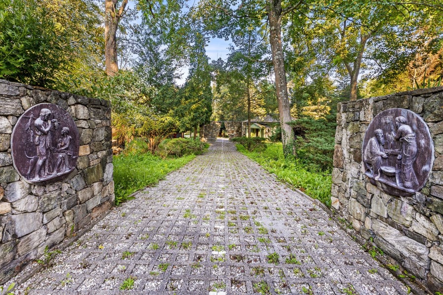 1 Webb Trail, Garrison, New York | Luxury Real Estate