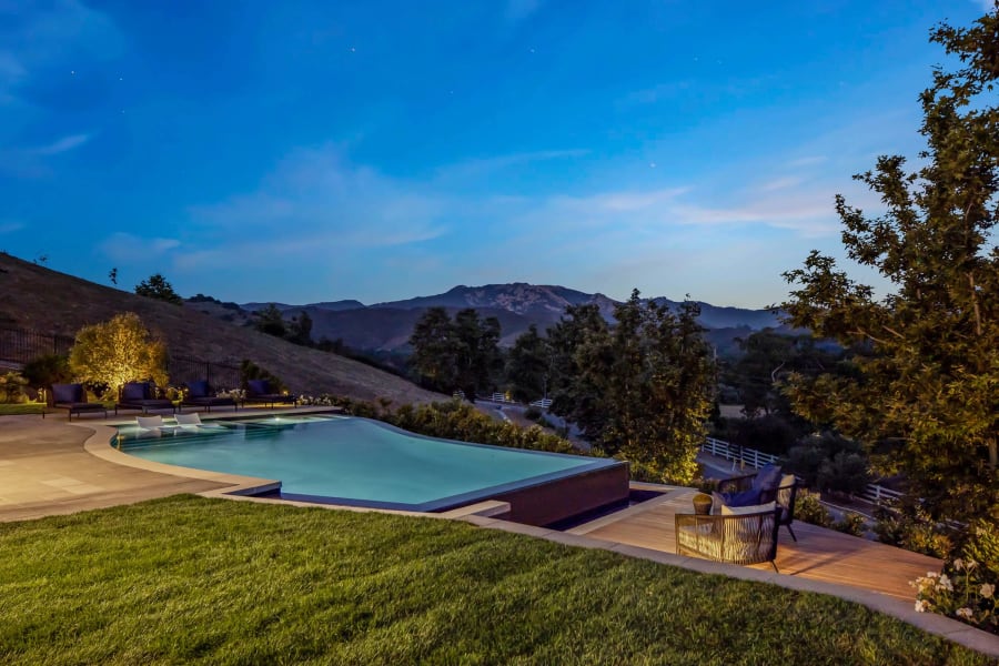 26773 Mulholland Highway, Malibu Valley Estates, Calabasas, California | Luxury Auction | Concierge Auctions