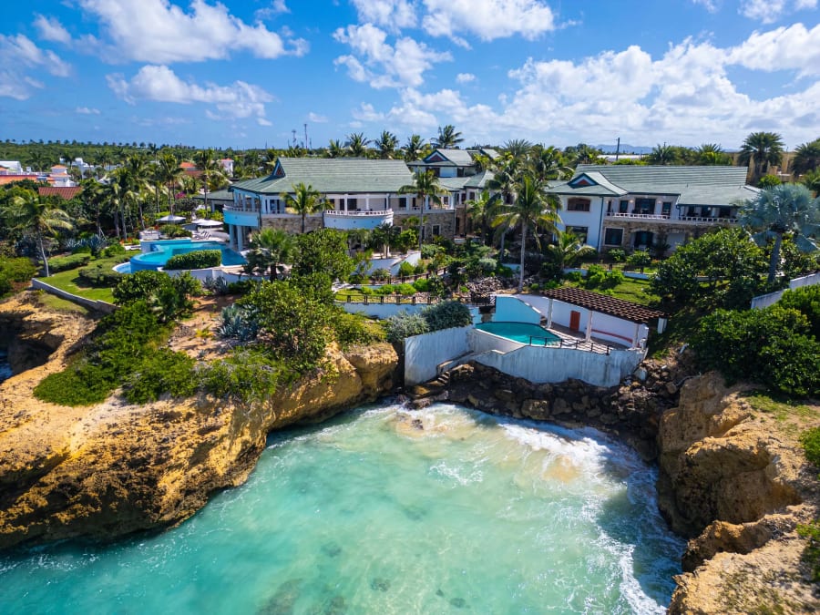 Barnes Bay Estate, West End Village, Anguilla | Luxury Real Estate | Concierge Auctions