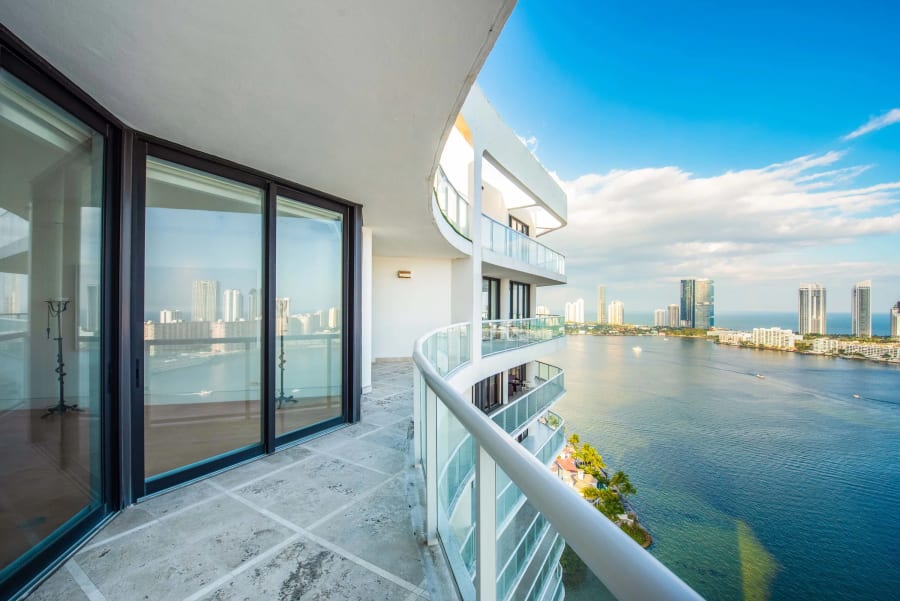 4000 Island Boulevard | Aventura, FL | Luxury Real Estate