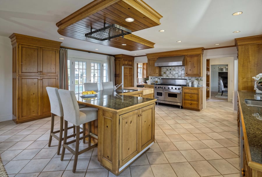 405 North Cedar Road | Fairfield, Connecticut | Luxury Real Estate