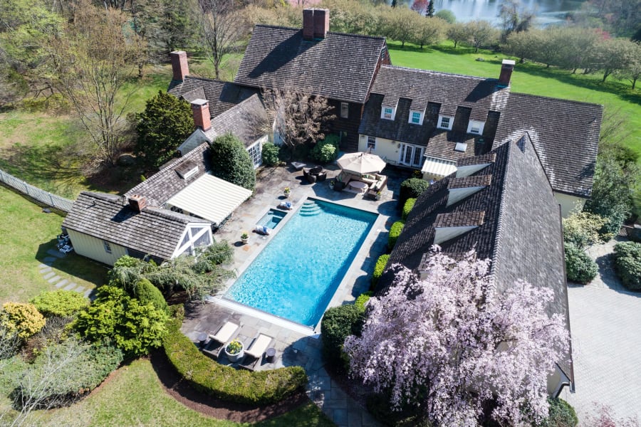 405 North Cedar Road | Fairfield, Connecticut | Luxury Real Estate