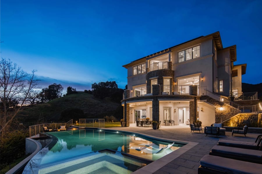 26773 Mulholland Highway, Malibu Valley Estates, Calabasas, California | Luxury Auction | Concierge Auctions