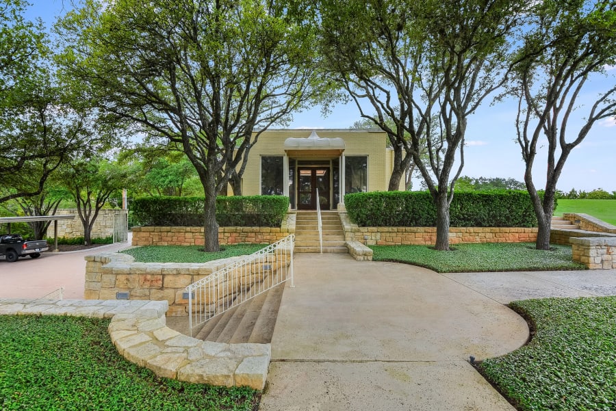 444 Sidney Baker Street South | Kerrville, TX | Luxury Real Estate