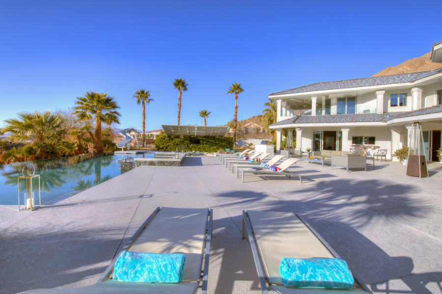 Sapphire Oasis | 460 Probst Way | Las Vegas, Nevada | Luxury Real Estate