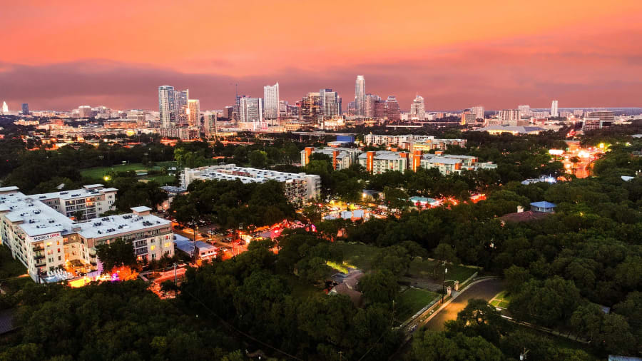 511 Barton Boulevard | Austin, Texas | Luxury Real Estate