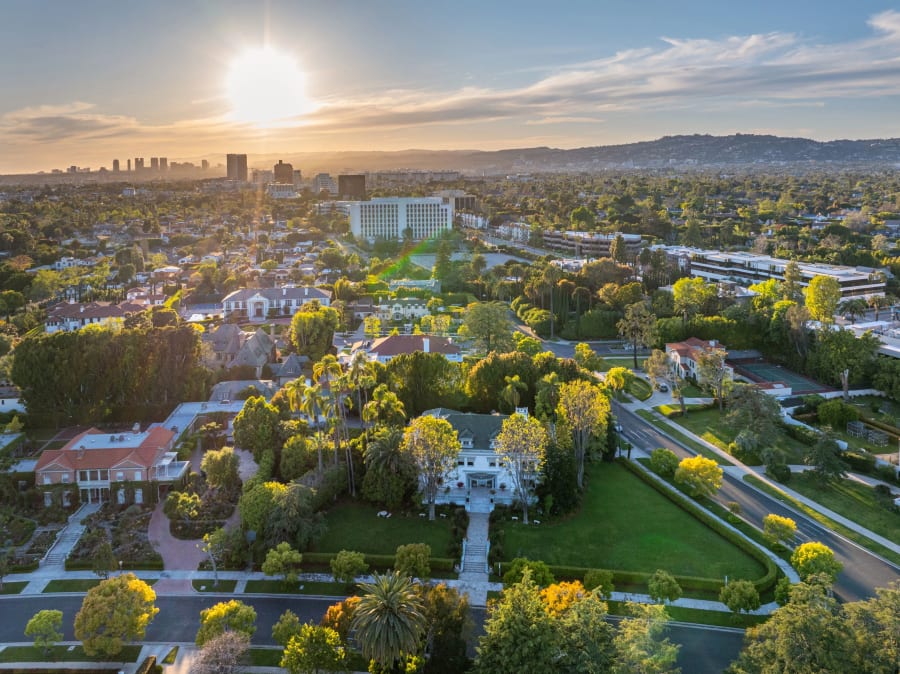 Muhammad Ali Estate | 55 Fremont Place, Los Angeles, California | Luxury Real Estate | Concierge Auctions