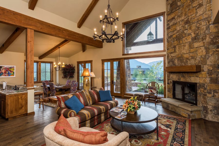 585 W Lodge Cottage Drive | Jackson, WY | Luxury Real Estate