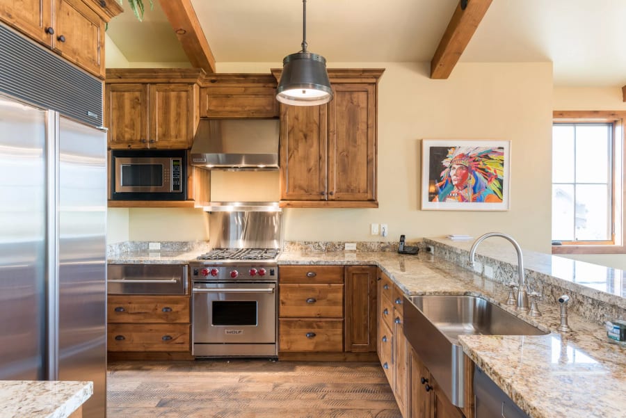 585 W Lodge Cottage Drive | Jackson, WY | Luxury Real Estate