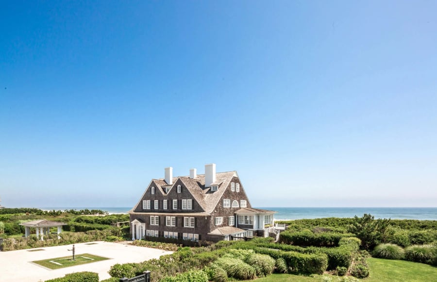 376 Gin Lane, Southampton, New York | Luxury Real Estate | Concierge Auction