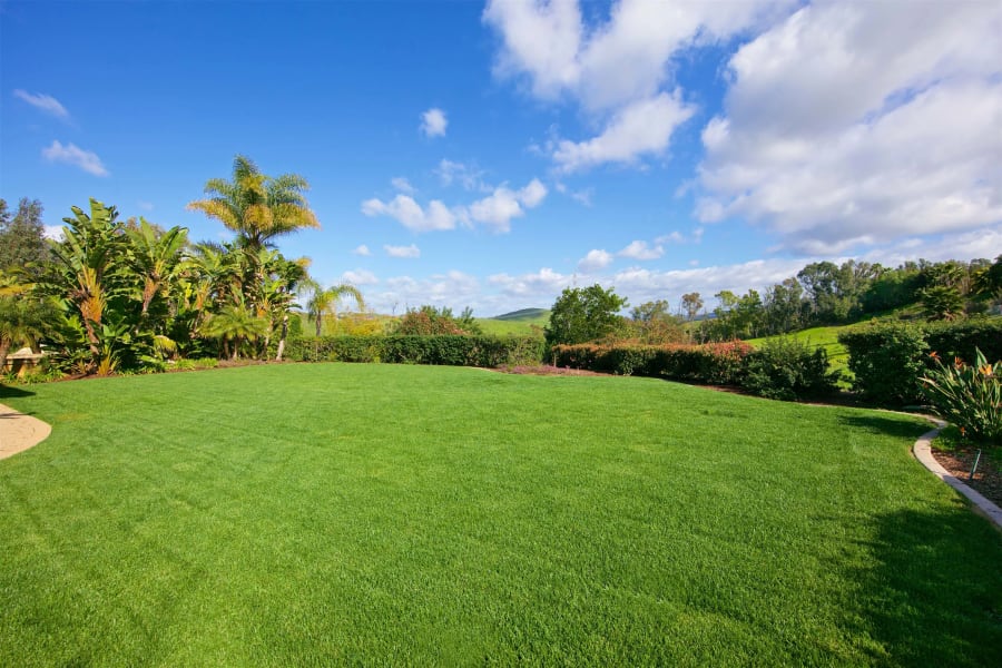 6064 Avenida Cuatro Vientos | Rancho Santa Fe, California | Luxury Real Estate