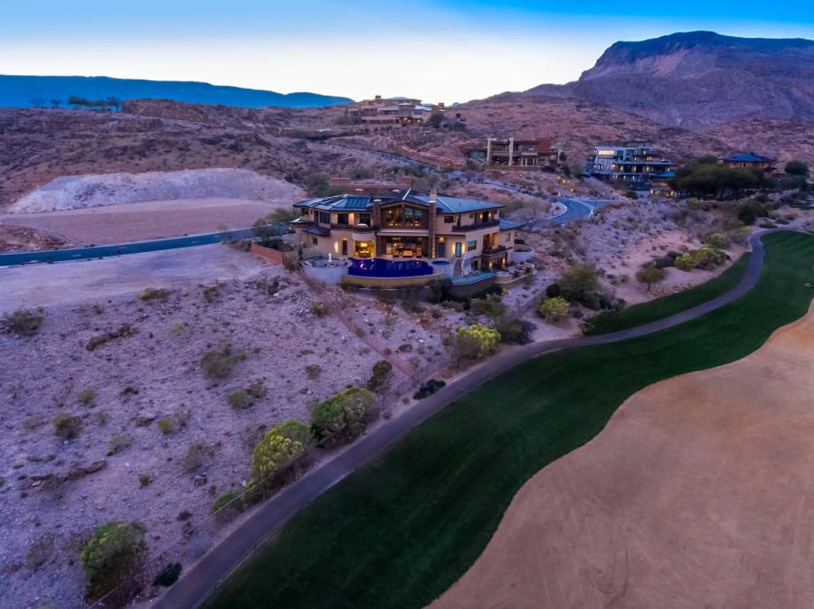 64 Promontory Ridge Drive | Las Vegas, NV | Luxury Real Estate