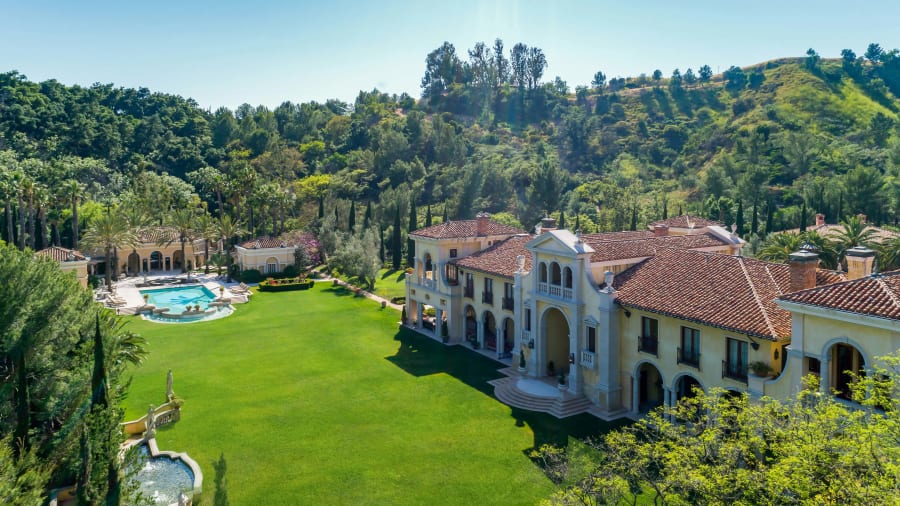 Villa Firenze | Beverly Hills, CA | Luxury Real Estate