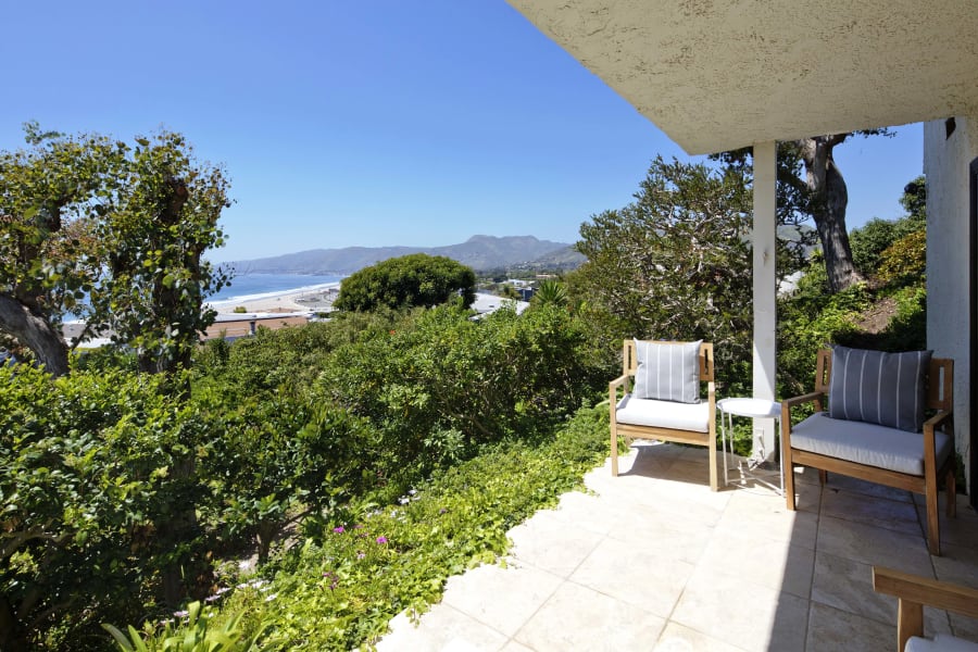 6763 Las Olas Way | Malibu, CA | Luxury Real Estate