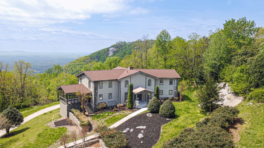 68 Raven Road | Near Blue Ridge Mountains, SC | Luxury Real Estate