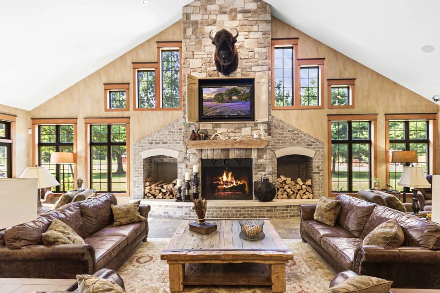 47684 21st Street, Southwest Michigan, Michigan | Luxury Real Estate | Luxury Sporting Lodge