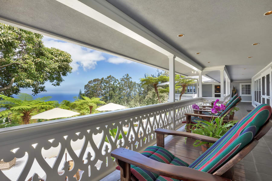 73-4671 Kahualani Road | Kailua-Kona, HI | Luxury Real Estate