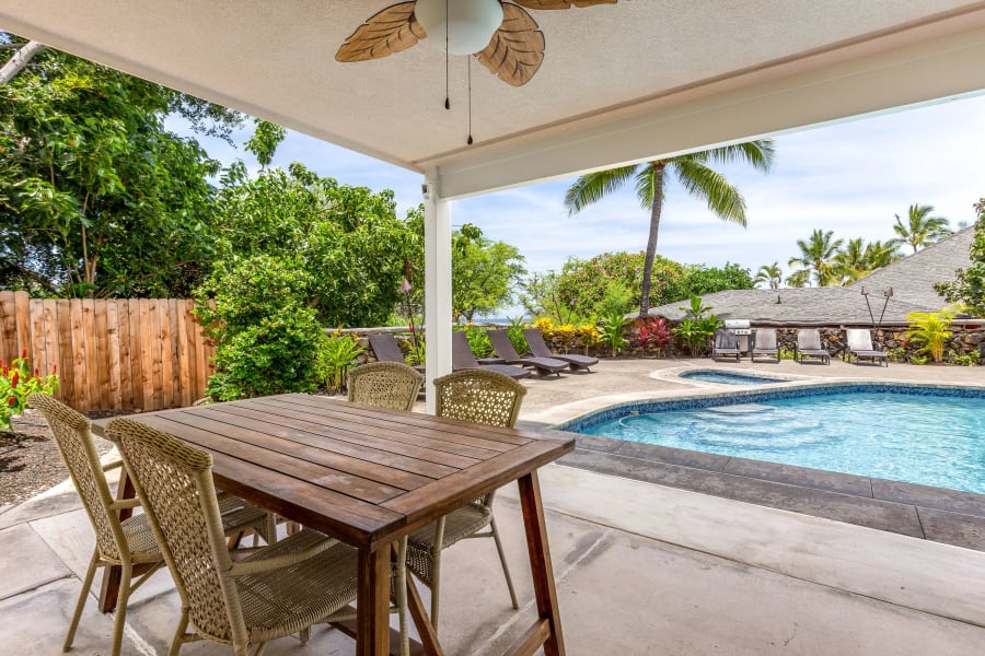 75-112 Kaiolu Drive | Kailua-Kona, HI | Luxury Real Estate