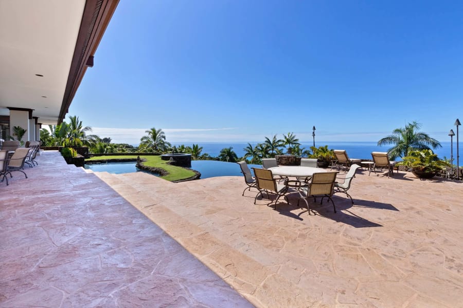 75-5710 Mamalahoa Highway | Holualoa, Hawaii | Luxury Real Estate