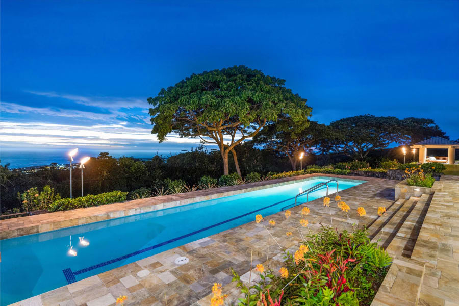 75-877 Keaolani Drive | Kona Coast, Big Island, HI | Luxury Real Estate