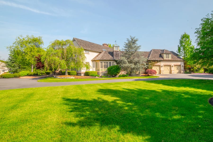 775 Allison Court | Moorestown, NJ | Luxury Real Estate