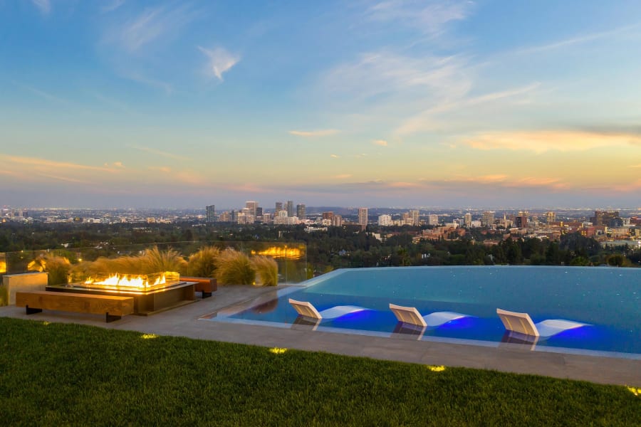 Palazzo di Vista | 777 Sarbonne Road | Los Angeles, CA | Luxury Real Estate