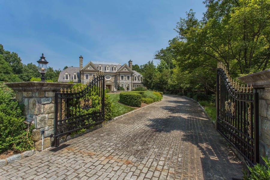 7984 Georgetown Pike | Near Washington D.C., VA | Luxury Real Estate