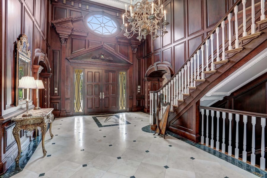 7984 Georgetown Pike | Near Washington D.C., VA | Luxury Real Estate