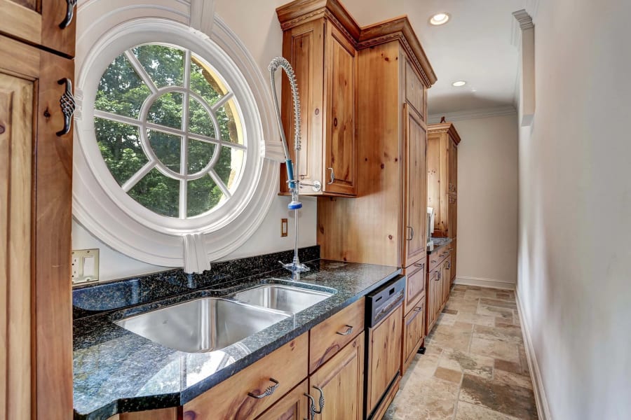 7984 Georgetown Pike | Near Washington D.C., VA | Luxury Real Estate