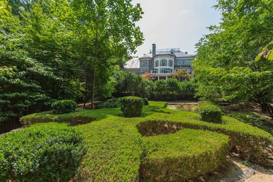 7984 Georgetown Pike | Near Washington D.C., VA | Luxury Real Estate