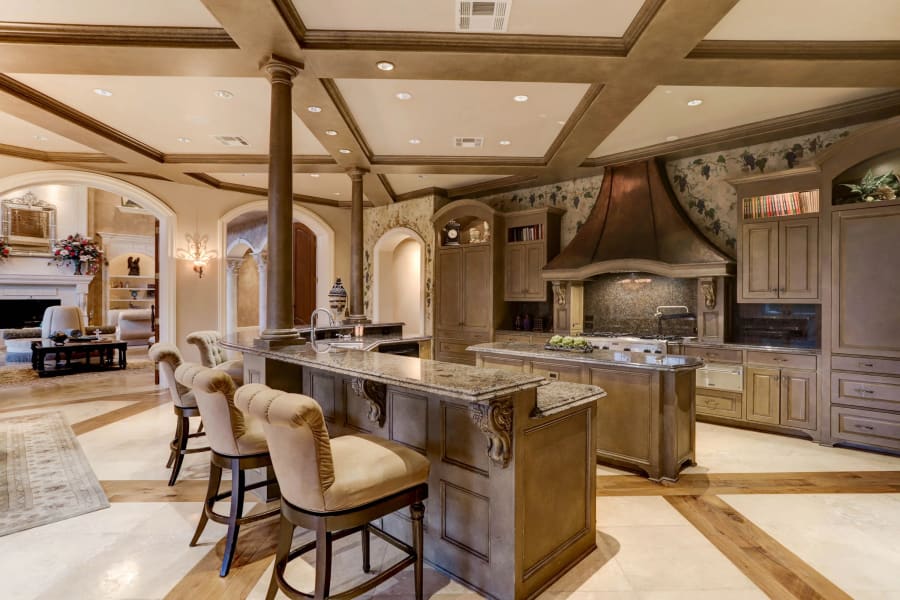 8 Deer Ridge Estates Boulevard | Greater Houston, TX | Luxury Real Estate