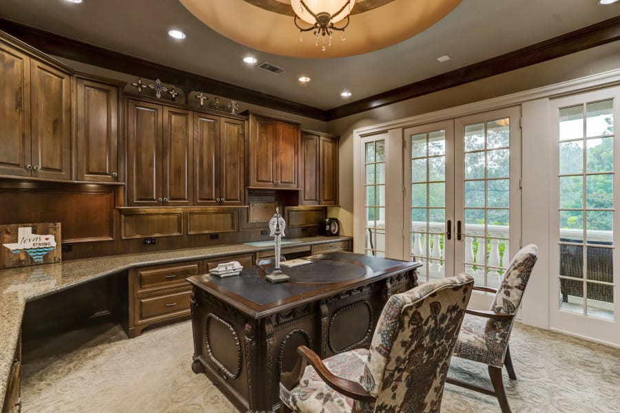 8 Deer Ridge Estates Boulevard | Greater Houston, TX | Luxury Real Estate