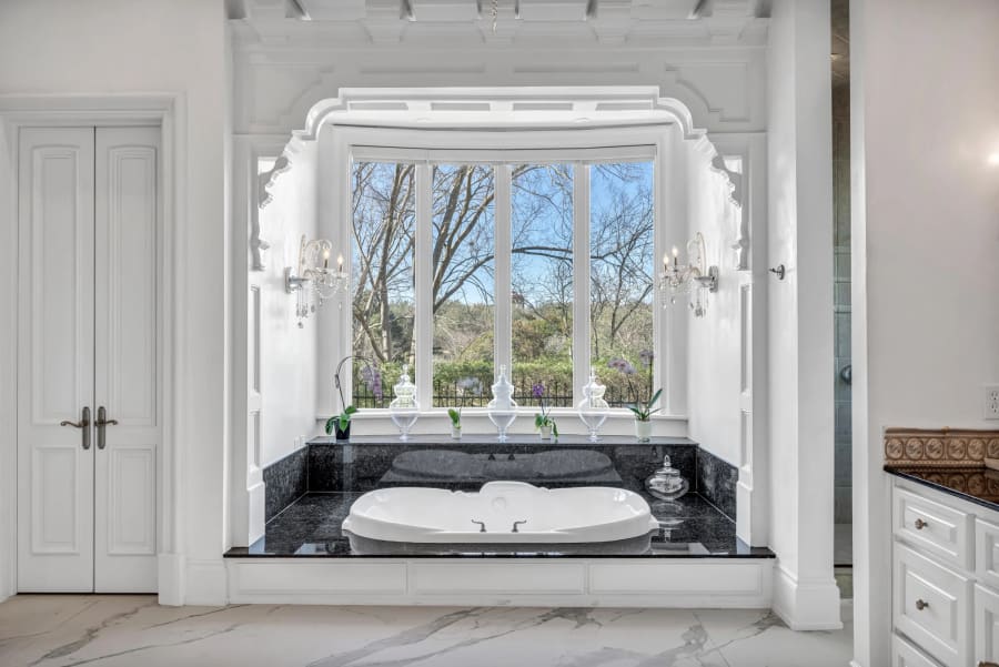 8106 Chalk Knoll Drive | Barton Creek, Austin, TX | Luxury Real Estate